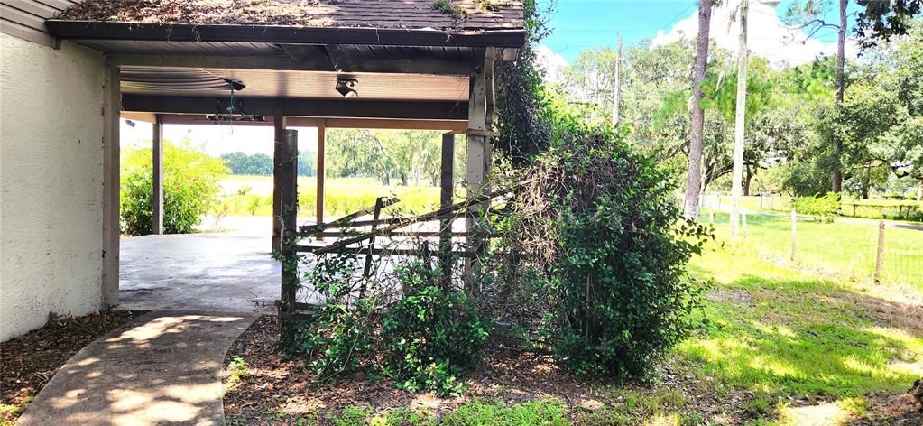 Active With Contract: $226,000 (4 beds, 3 baths, 2449 Square Feet)