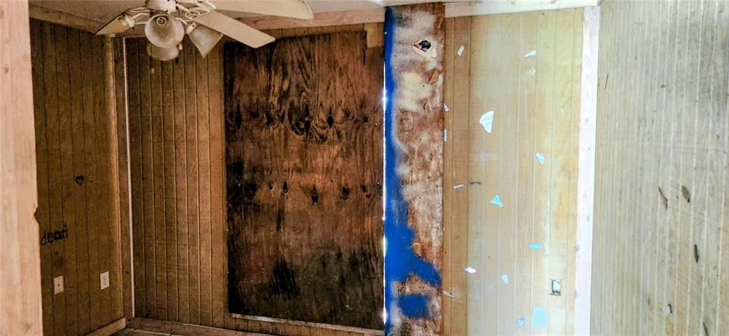 Active With Contract: $226,000 (4 beds, 3 baths, 2449 Square Feet)