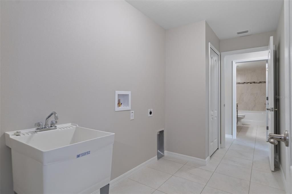 待售: $324,900 (3 贝兹, 2 浴室, 1724 平方英尺)