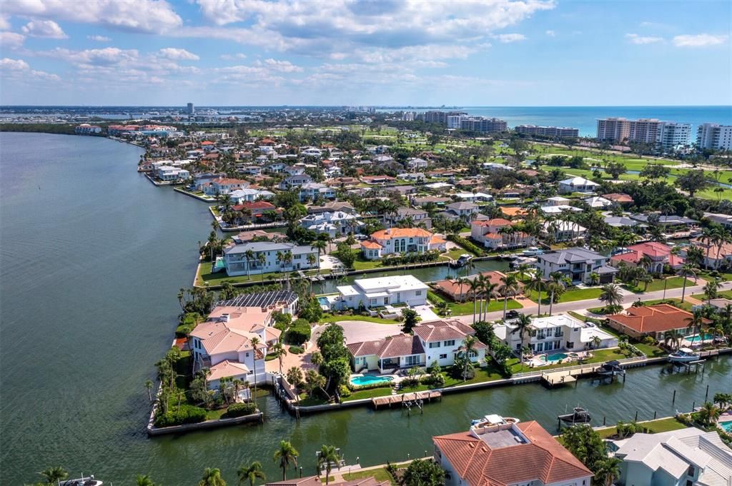 En Venta: $3,295,000 (4 camas, 5 baños, 3926 Pies cuadrados)