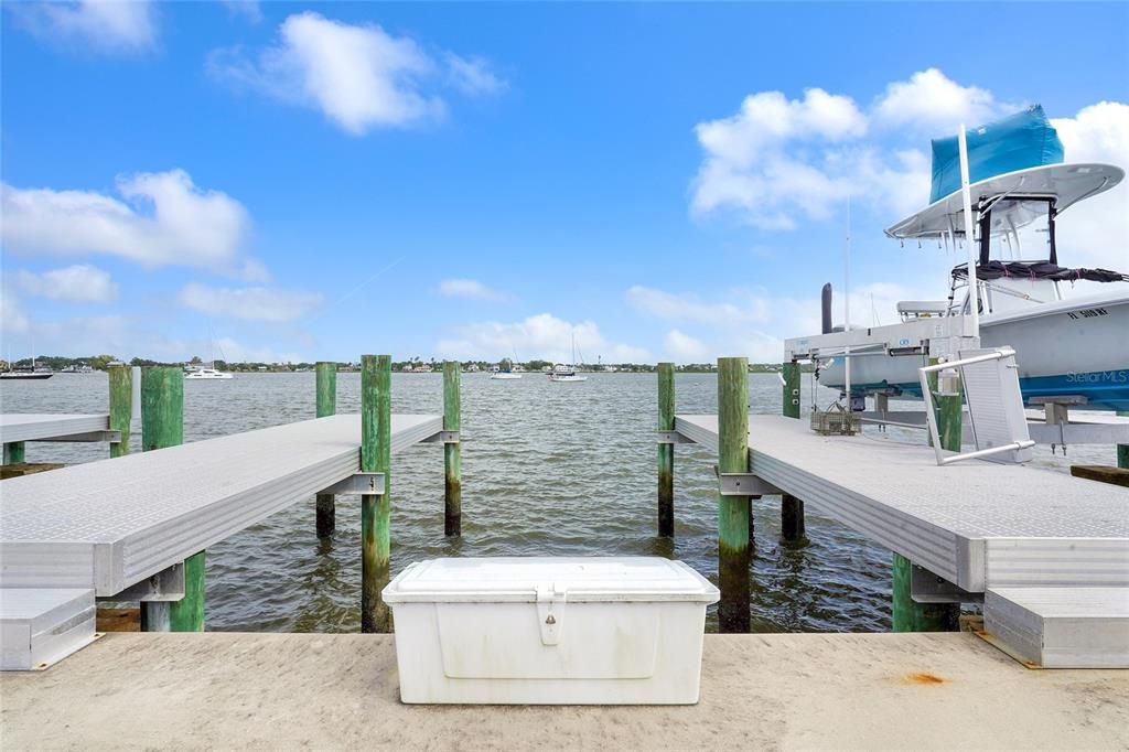 待售: $1,850,000 (0.26 acres)