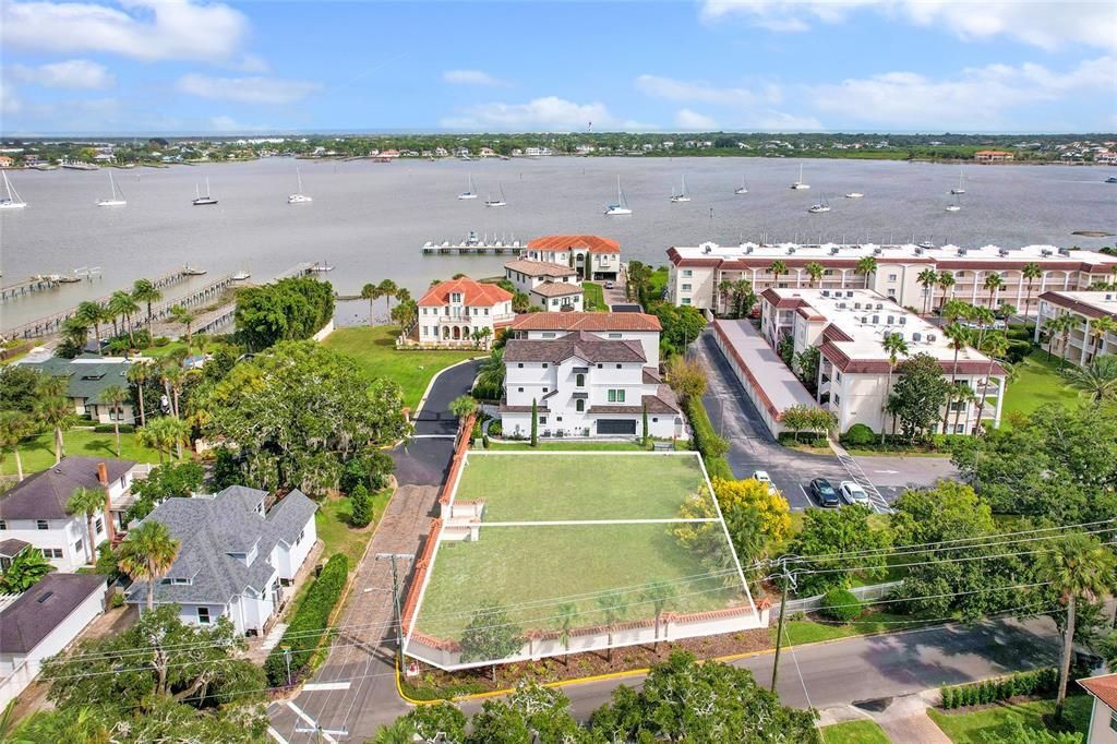 待售: $1,850,000 (0.26 acres)