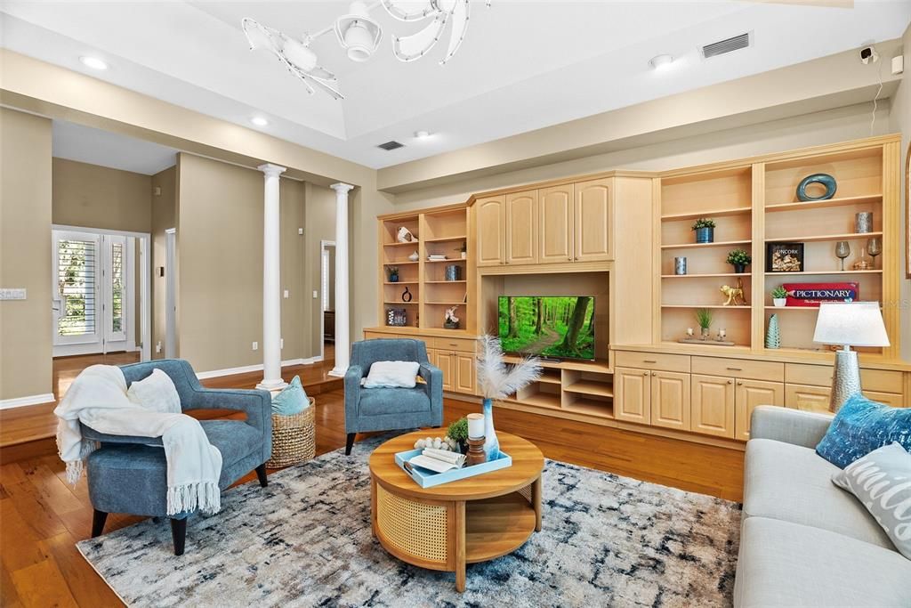 Active With Contract: $950,000 (4 beds, 3 baths, 3808 Square Feet)