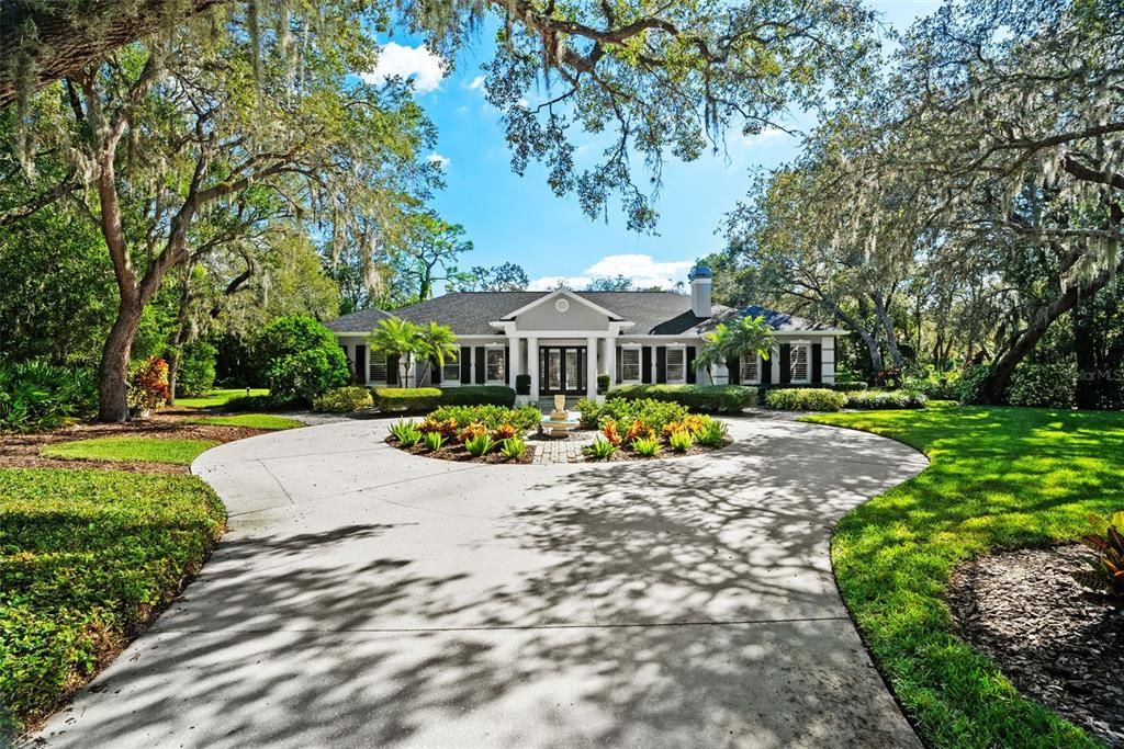 Active With Contract: $950,000 (4 beds, 3 baths, 3808 Square Feet)