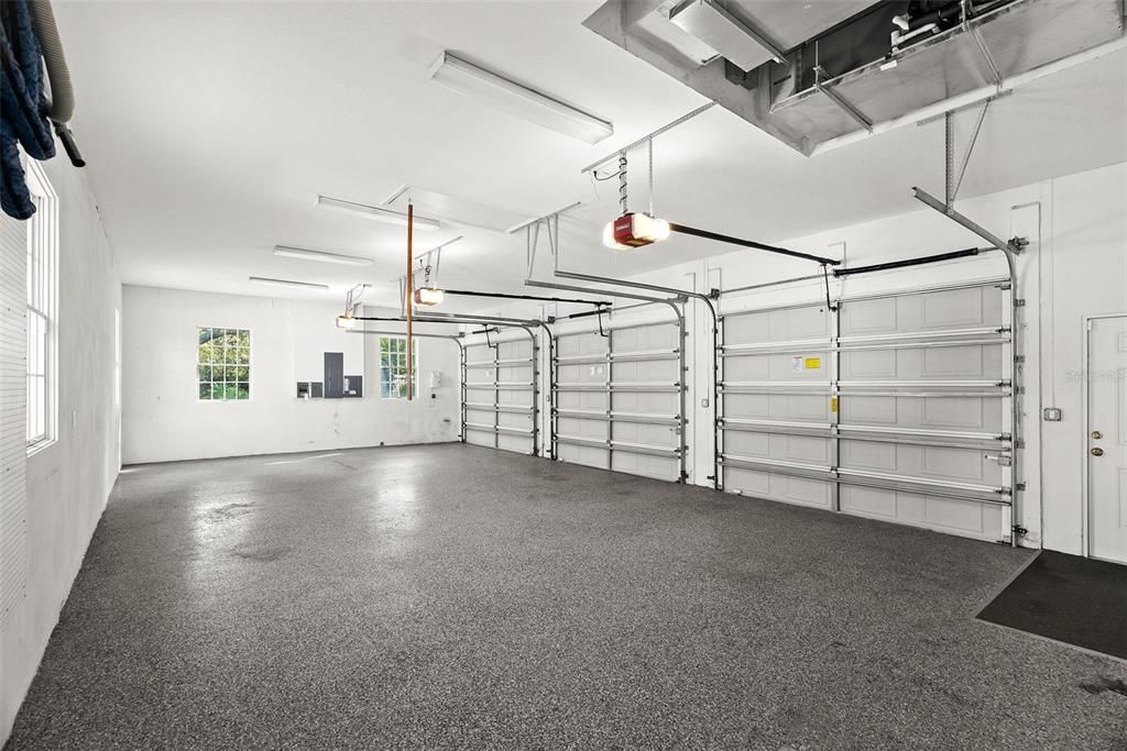 Active With Contract: $950,000 (4 beds, 3 baths, 3808 Square Feet)