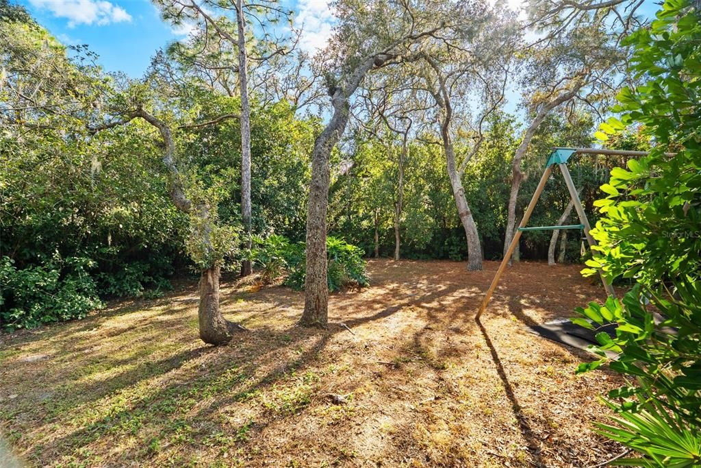 Active With Contract: $950,000 (4 beds, 3 baths, 3808 Square Feet)