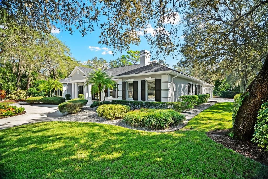 Active With Contract: $950,000 (4 beds, 3 baths, 3808 Square Feet)