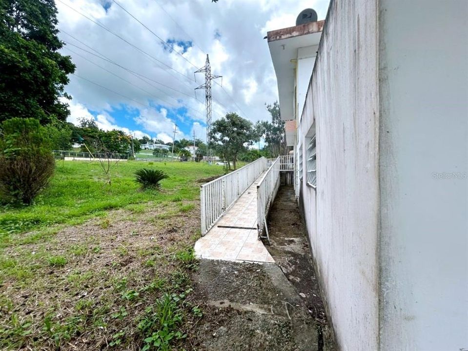 En Venta: $225,000 (5 camas, 5 baños, 3455 Pies cuadrados)