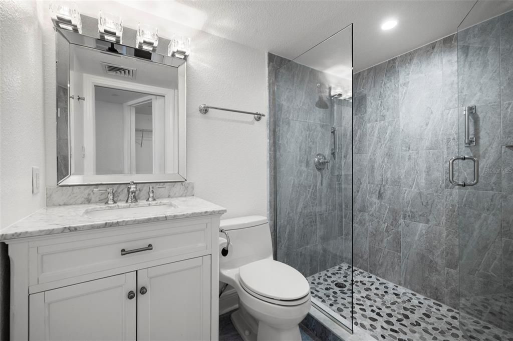 For Rent: $6,500 (2 beds, 3 baths, 3033 Square Feet)