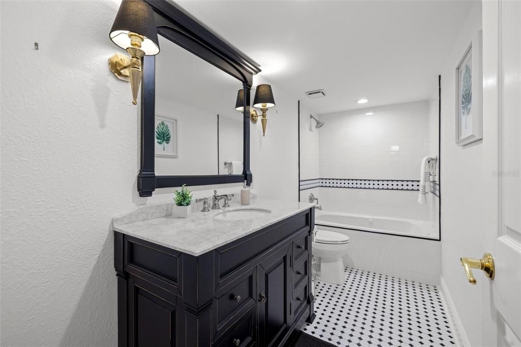 For Rent: $6,500 (2 beds, 3 baths, 3033 Square Feet)