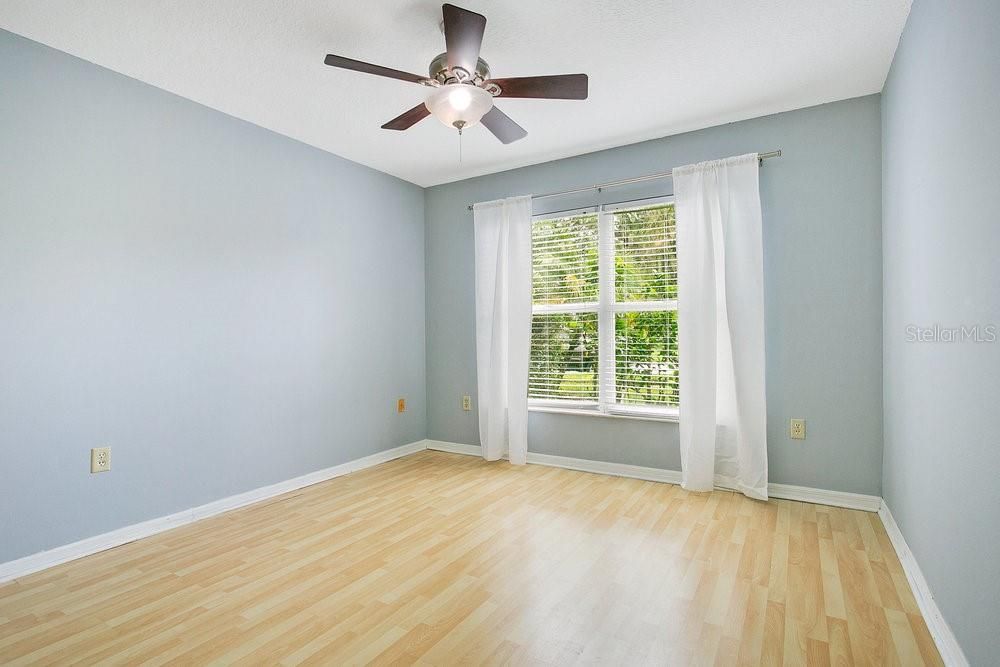 For Rent: $2,995 (3 beds, 2 baths, 1724 Square Feet)