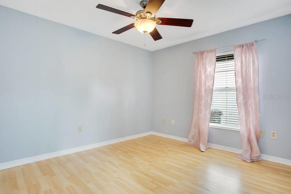 For Rent: $2,995 (3 beds, 2 baths, 1724 Square Feet)