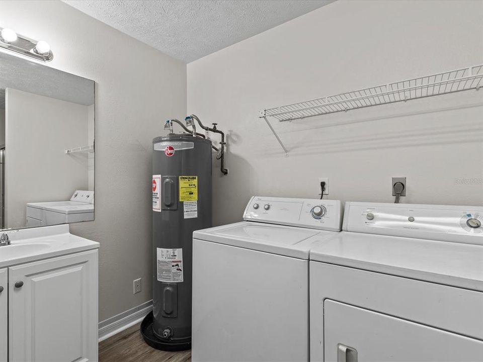 En Renta: $1,550 (2 camas, 1 baños, 816 Pies cuadrados)