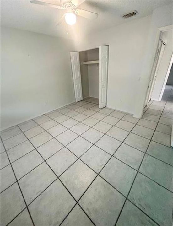 На продажу: $229,900 (2 спален, 2 ванн, 960 Квадратных фут)