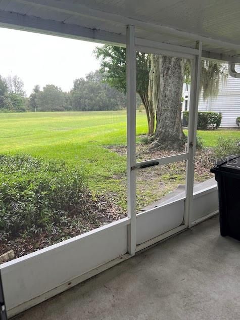 For Sale: $215,000 (2 beds, 2 baths, 1150 Square Feet)