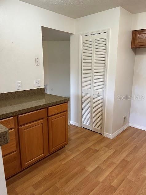 For Sale: $215,000 (2 beds, 2 baths, 1150 Square Feet)