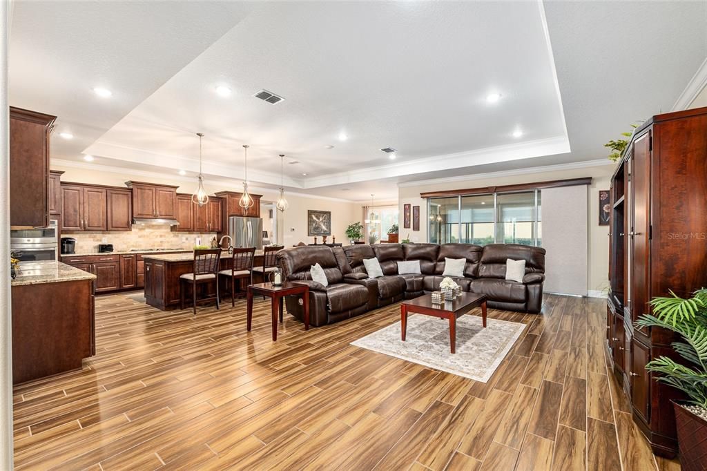 待售: $585,000 (3 贝兹, 2 浴室, 2648 平方英尺)