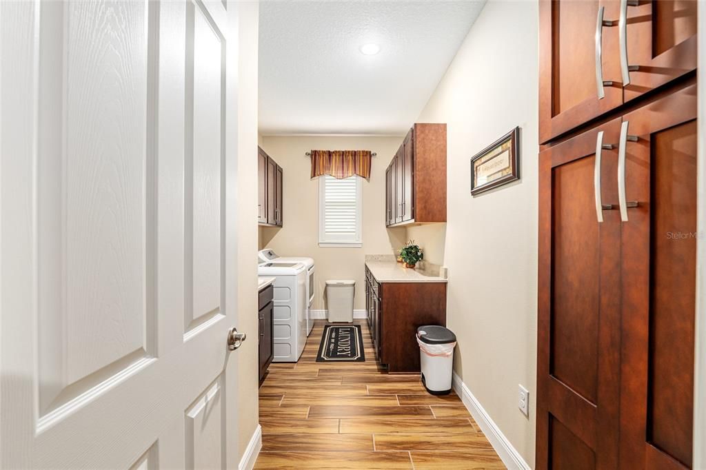 待售: $585,000 (3 贝兹, 2 浴室, 2648 平方英尺)