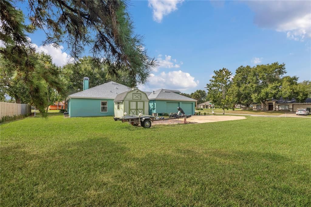 For Sale: $330,000 (3 beds, 2 baths, 1814 Square Feet)