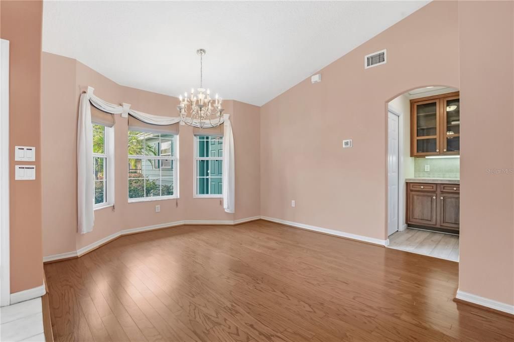 For Sale: $330,000 (3 beds, 2 baths, 1814 Square Feet)