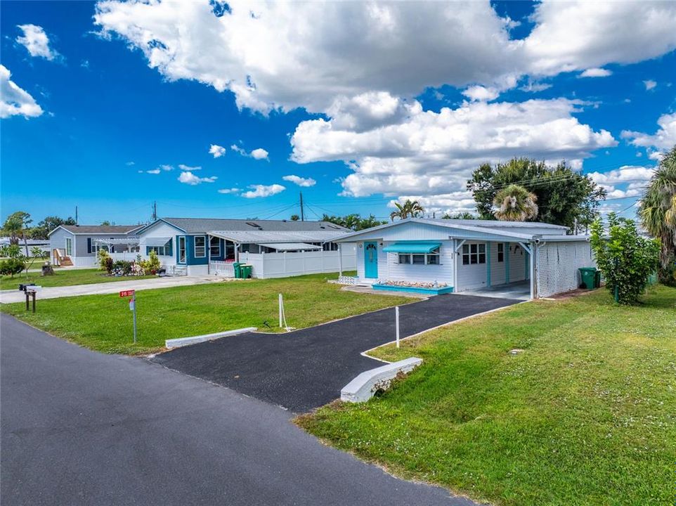 待售: $99,900 (2 贝兹, 1 浴室, 708 平方英尺)