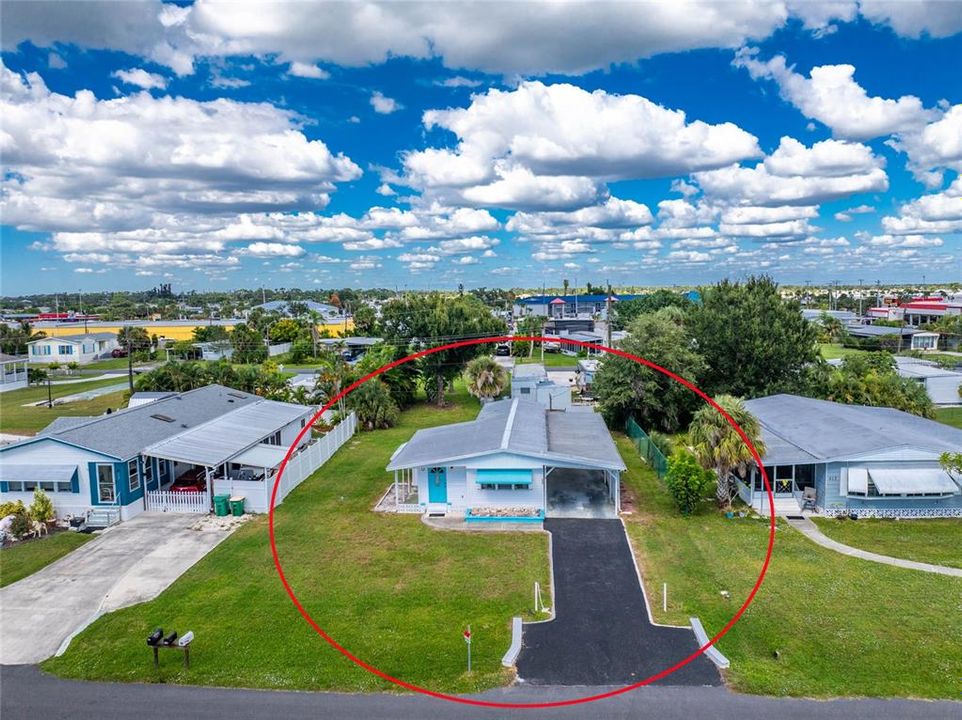 待售: $99,900 (2 贝兹, 1 浴室, 708 平方英尺)