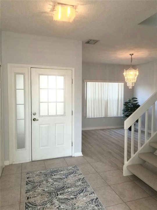 待售: $359,000 (4 贝兹, 2 浴室, 2600 平方英尺)