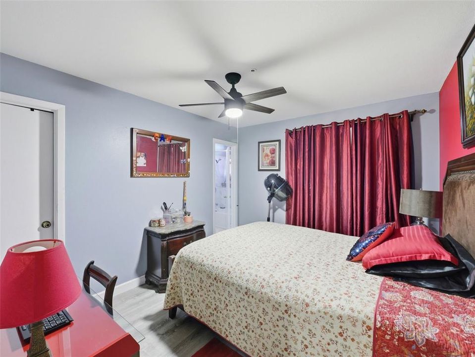 En Venta: $269,500 (2 camas, 2 baños, 1196 Pies cuadrados)