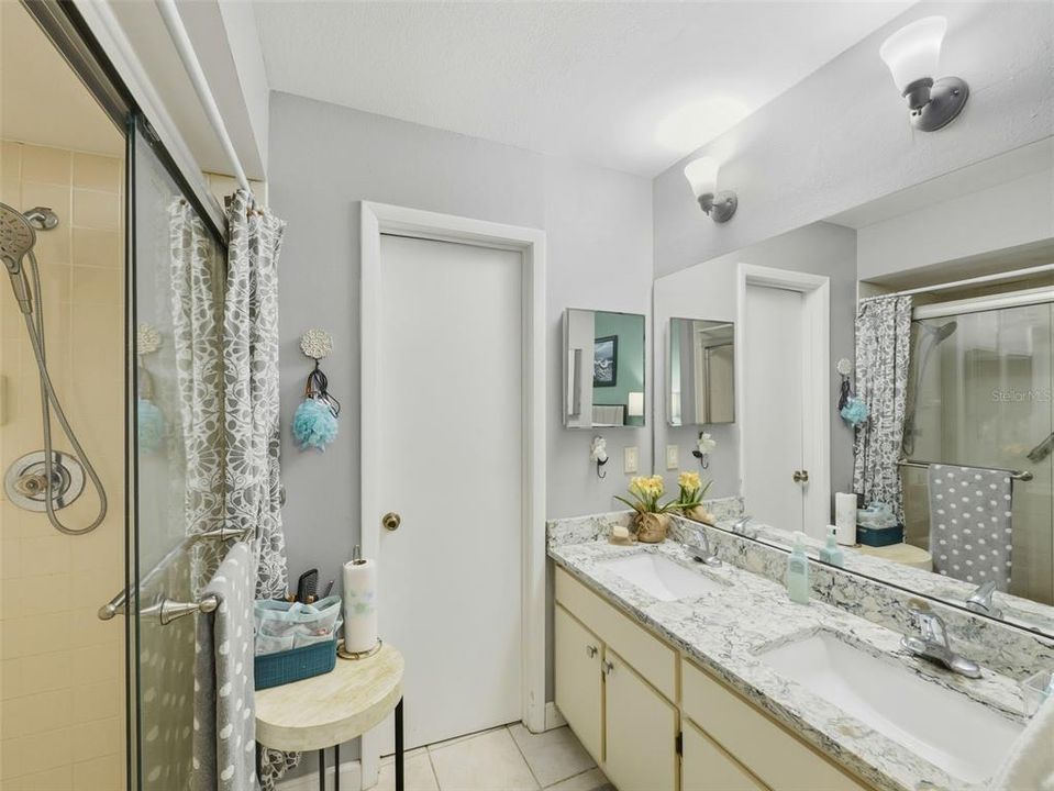 En Venta: $269,500 (2 camas, 2 baños, 1196 Pies cuadrados)