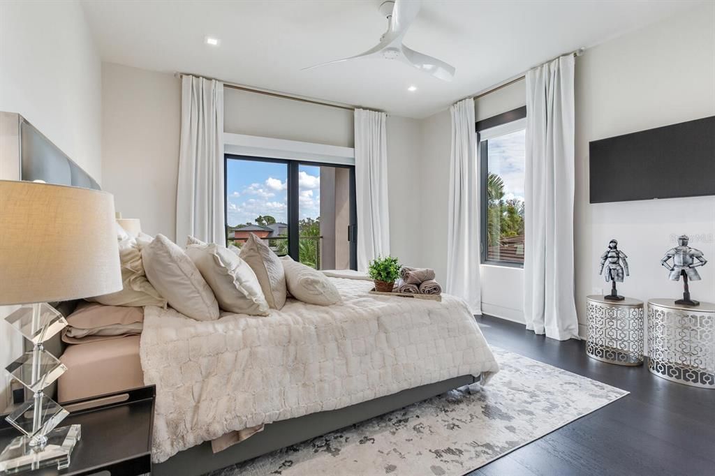 En Venta: $7,890,000 (6 camas, 6 baños, 7250 Pies cuadrados)