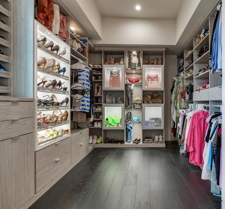 En Venta: $7,890,000 (6 camas, 6 baños, 7250 Pies cuadrados)