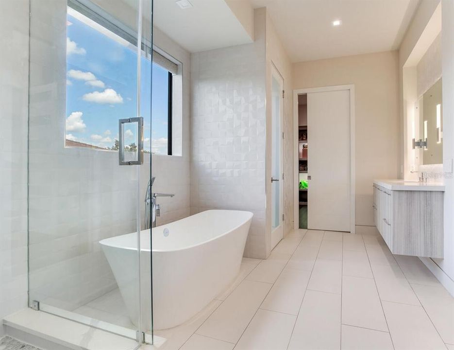 En Venta: $7,890,000 (6 camas, 6 baños, 7250 Pies cuadrados)