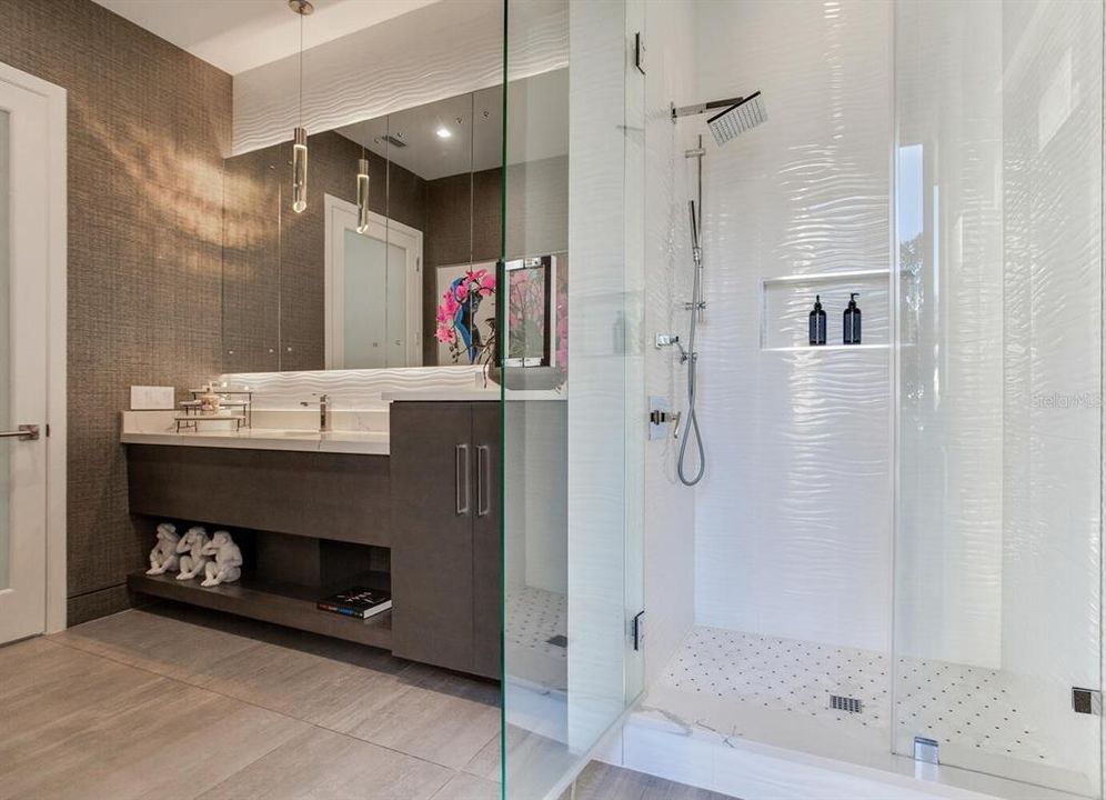 En Venta: $7,890,000 (6 camas, 6 baños, 7250 Pies cuadrados)