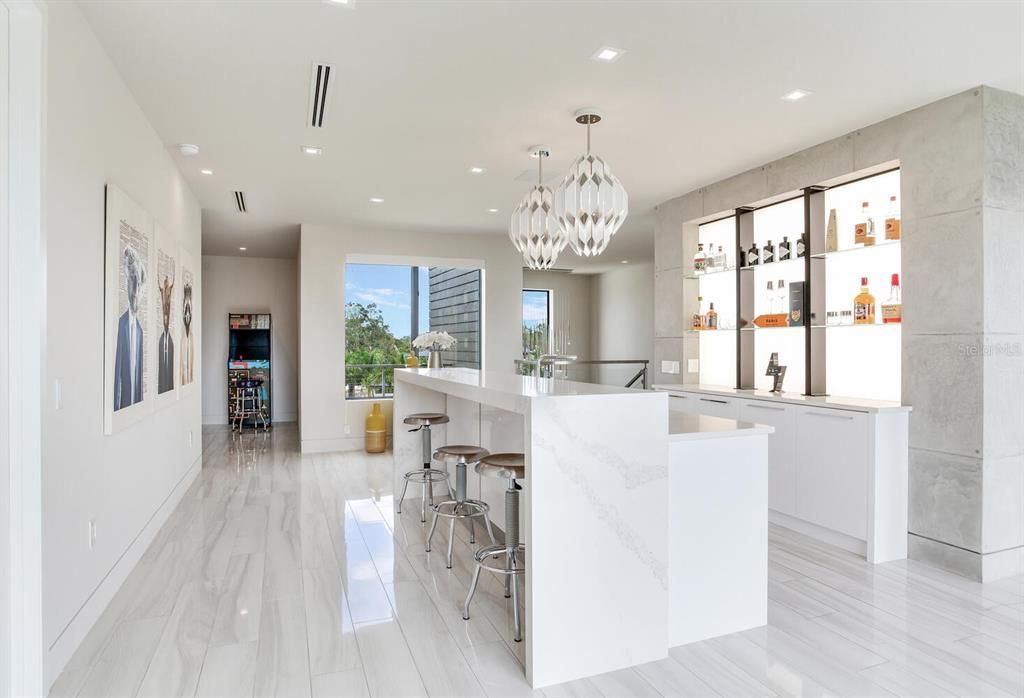 En Venta: $7,890,000 (6 camas, 6 baños, 7250 Pies cuadrados)