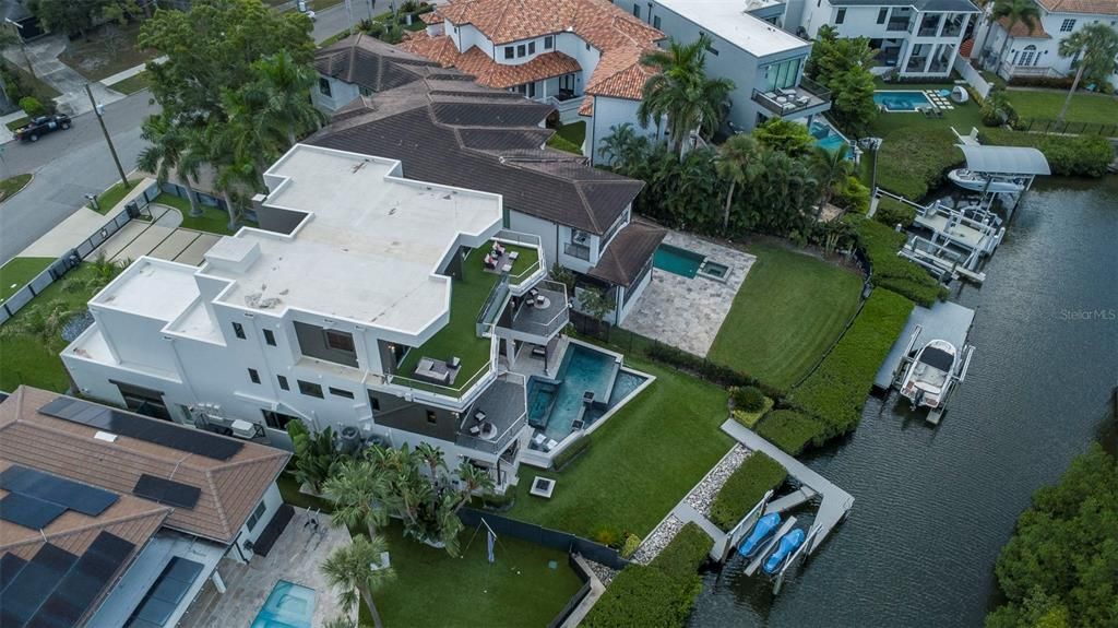 En Venta: $7,890,000 (6 camas, 6 baños, 7250 Pies cuadrados)