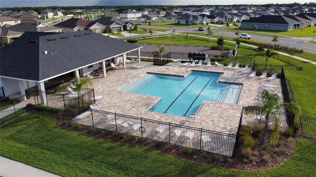 待售: $464,900 (6 贝兹, 3 浴室, 3200 平方英尺)