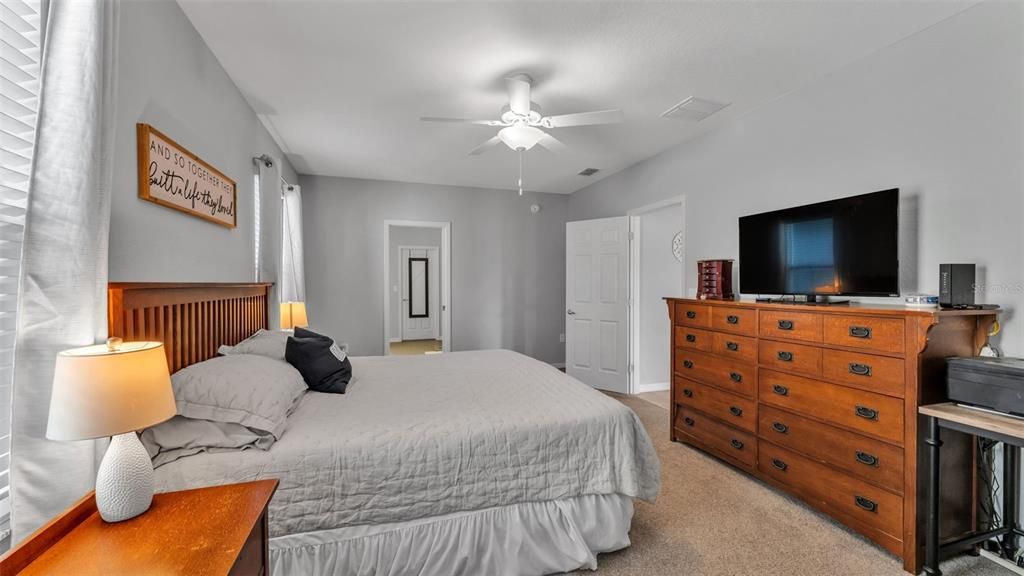 待售: $464,900 (6 贝兹, 3 浴室, 3200 平方英尺)