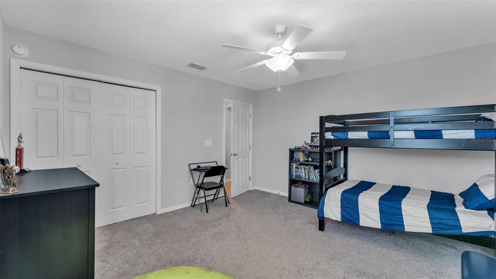 待售: $464,900 (6 贝兹, 3 浴室, 3200 平方英尺)