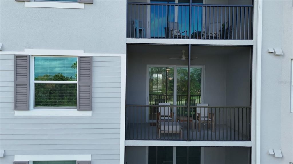 合同活跃: $279,900 (2 贝兹, 2 浴室, 1124 平方英尺)