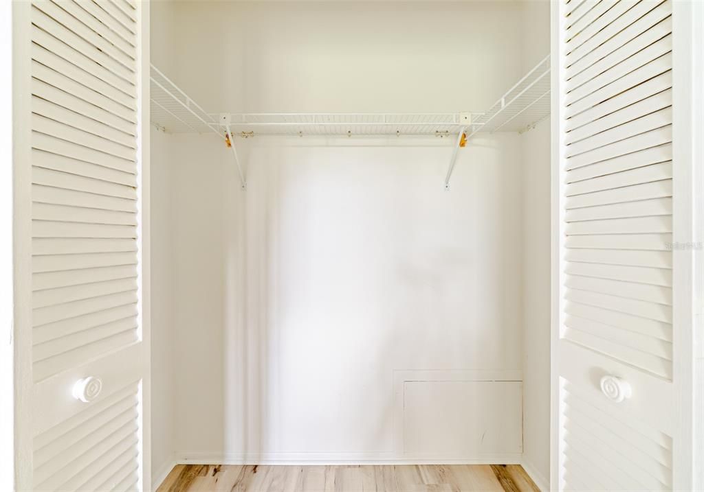 待售: $147,000 (2 贝兹, 2 浴室, 1029 平方英尺)