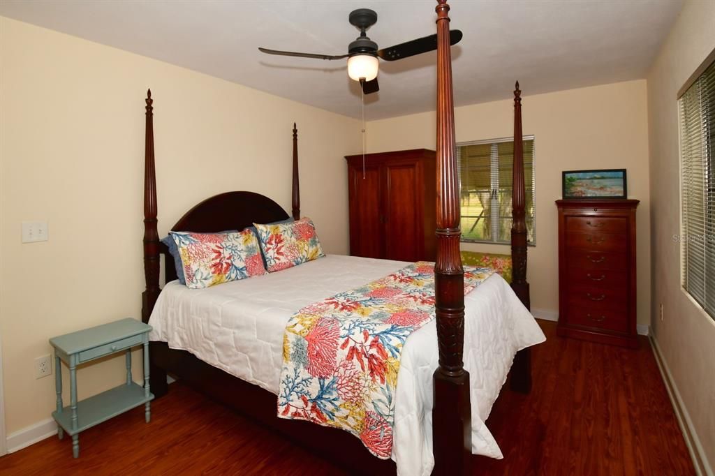 For Sale: $795,000 (2 beds, 2 baths, 1691 Square Feet)