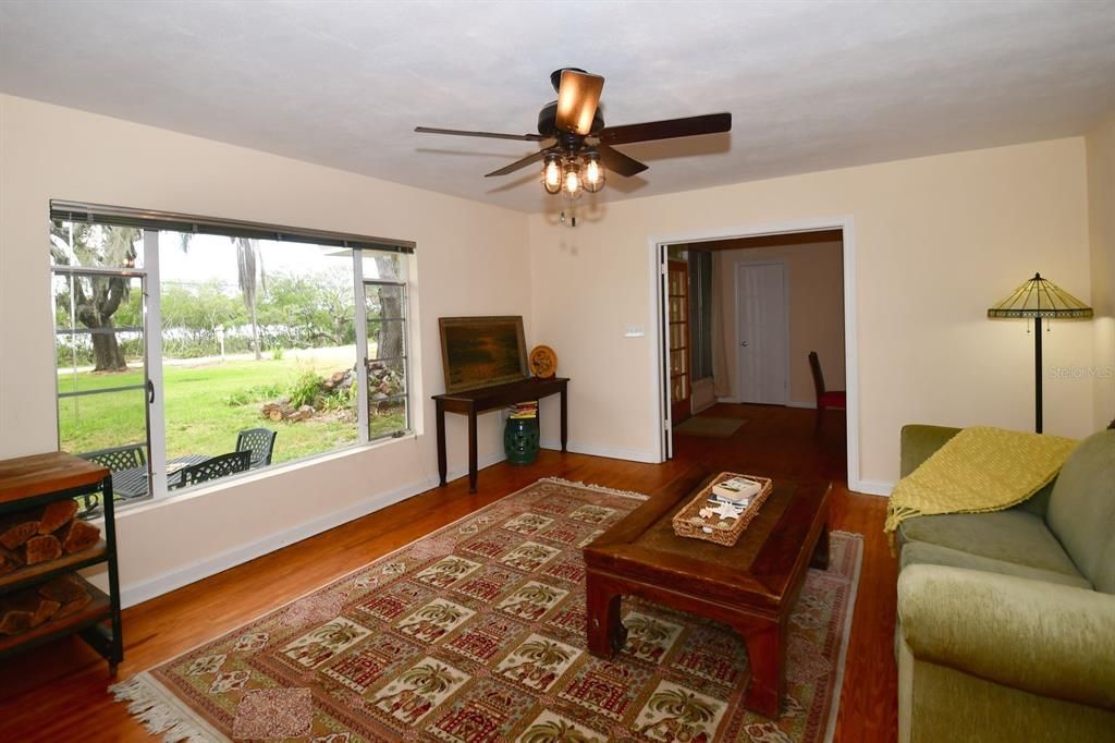 For Sale: $795,000 (2 beds, 2 baths, 1691 Square Feet)