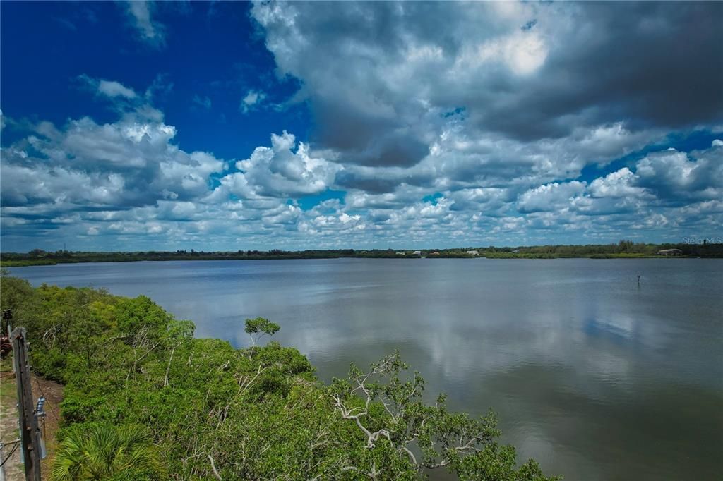 For Sale: $795,000 (2 beds, 2 baths, 1691 Square Feet)