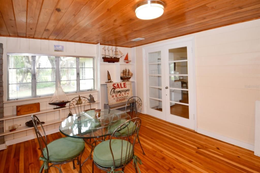 For Sale: $795,000 (2 beds, 2 baths, 1691 Square Feet)