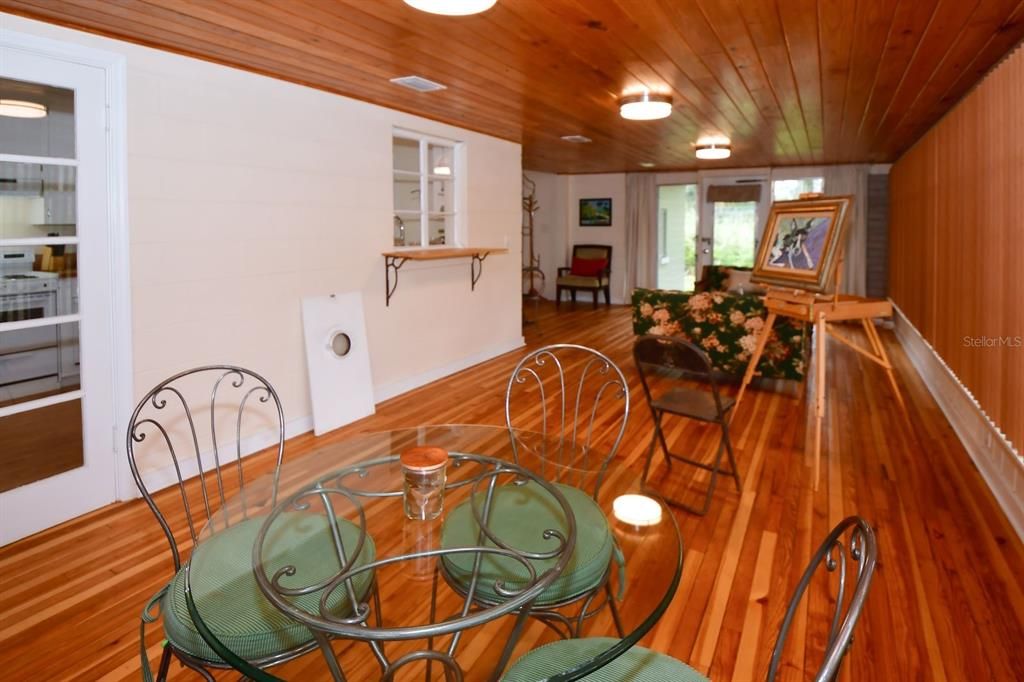 For Sale: $795,000 (2 beds, 2 baths, 1691 Square Feet)