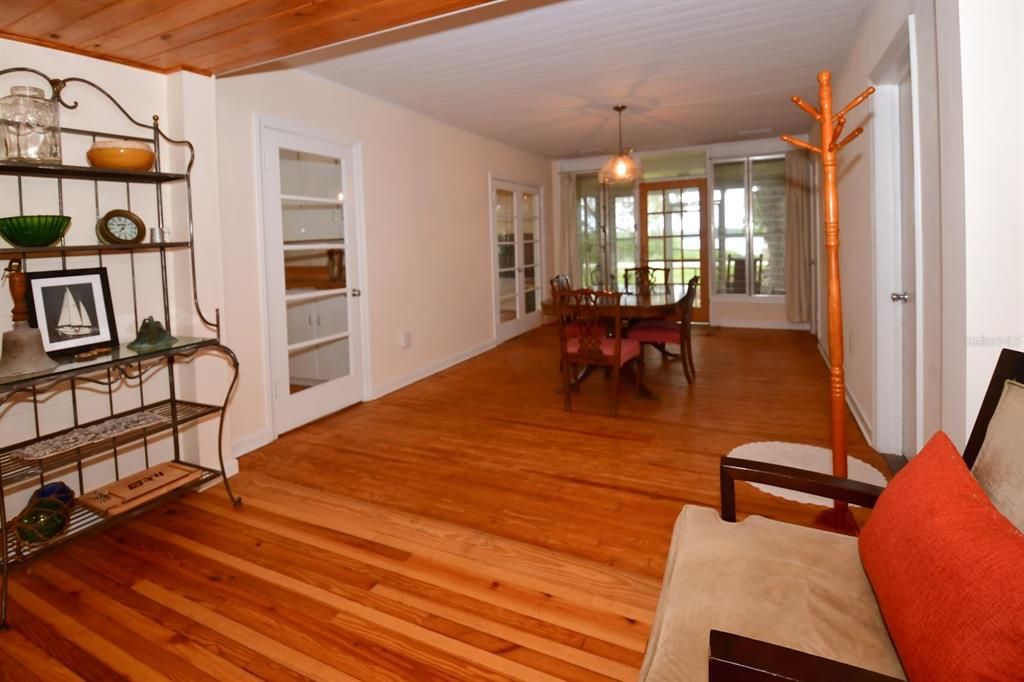 For Sale: $795,000 (2 beds, 2 baths, 1691 Square Feet)