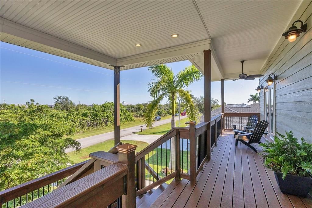 En Venta: $899,000 (3 camas, 3 baños, 2041 Pies cuadrados)