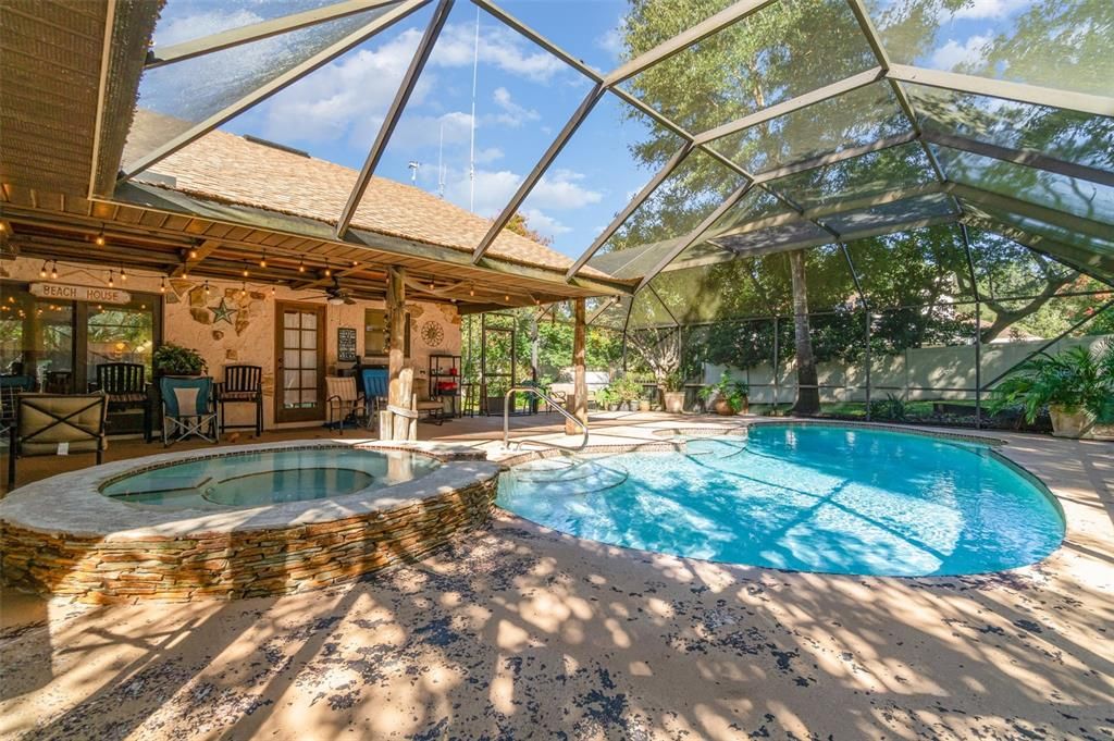 For Sale: $474,000 (4 beds, 3 baths, 2092 Square Feet)