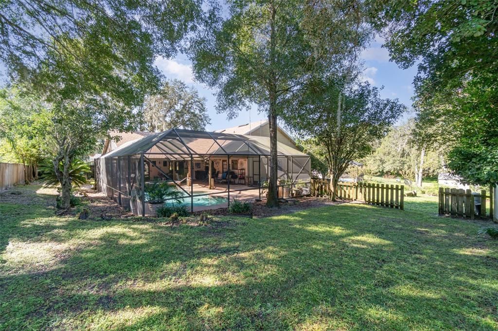 For Sale: $474,000 (4 beds, 3 baths, 2092 Square Feet)