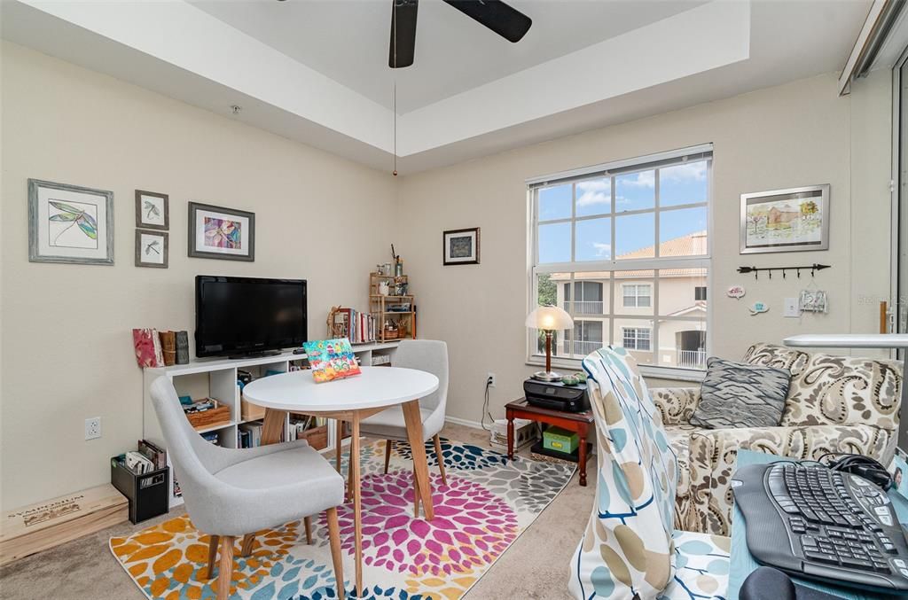 待售: $199,900 (2 贝兹, 2 浴室, 1025 平方英尺)